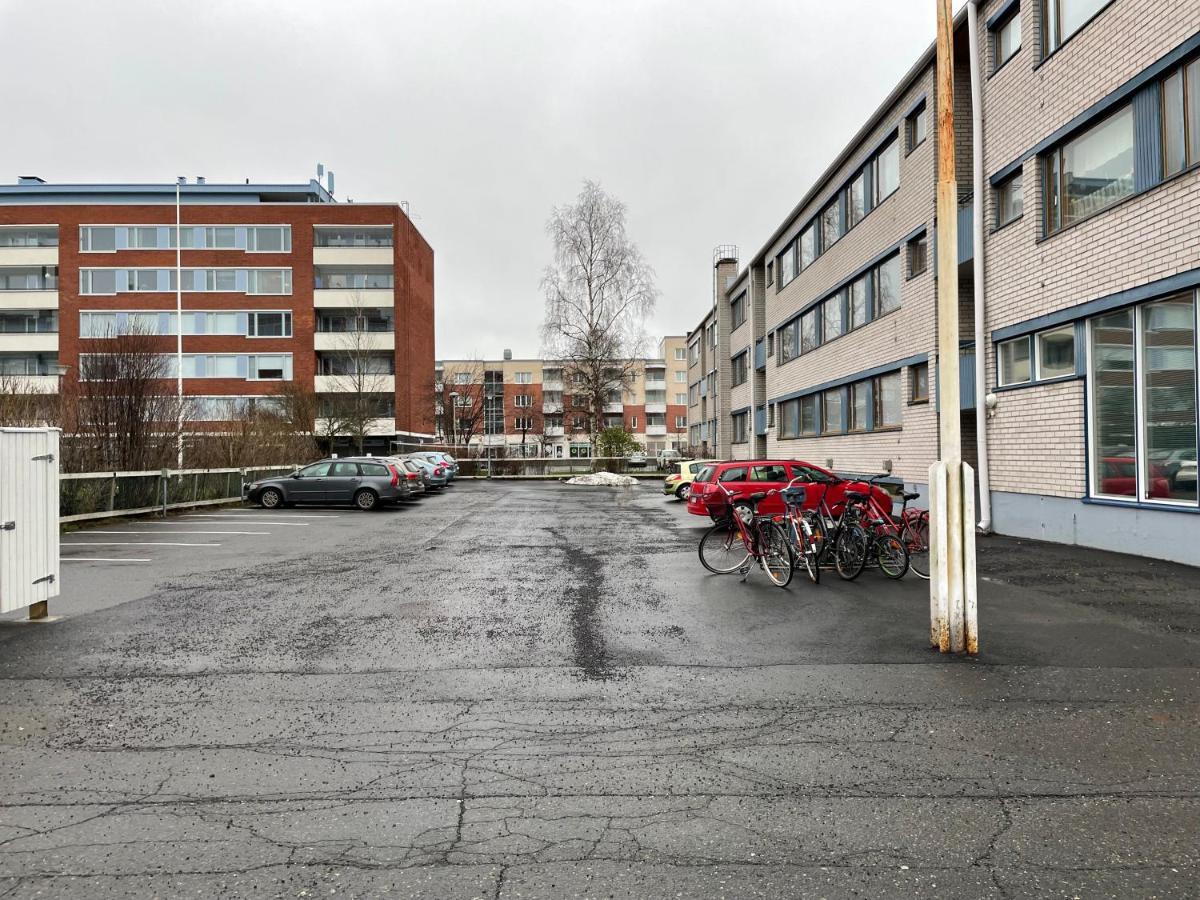 Kiva Majoitus 1-4Hloe, 500M Keskustaan, Parkkipaikka Appartement Oulu Buitenkant foto