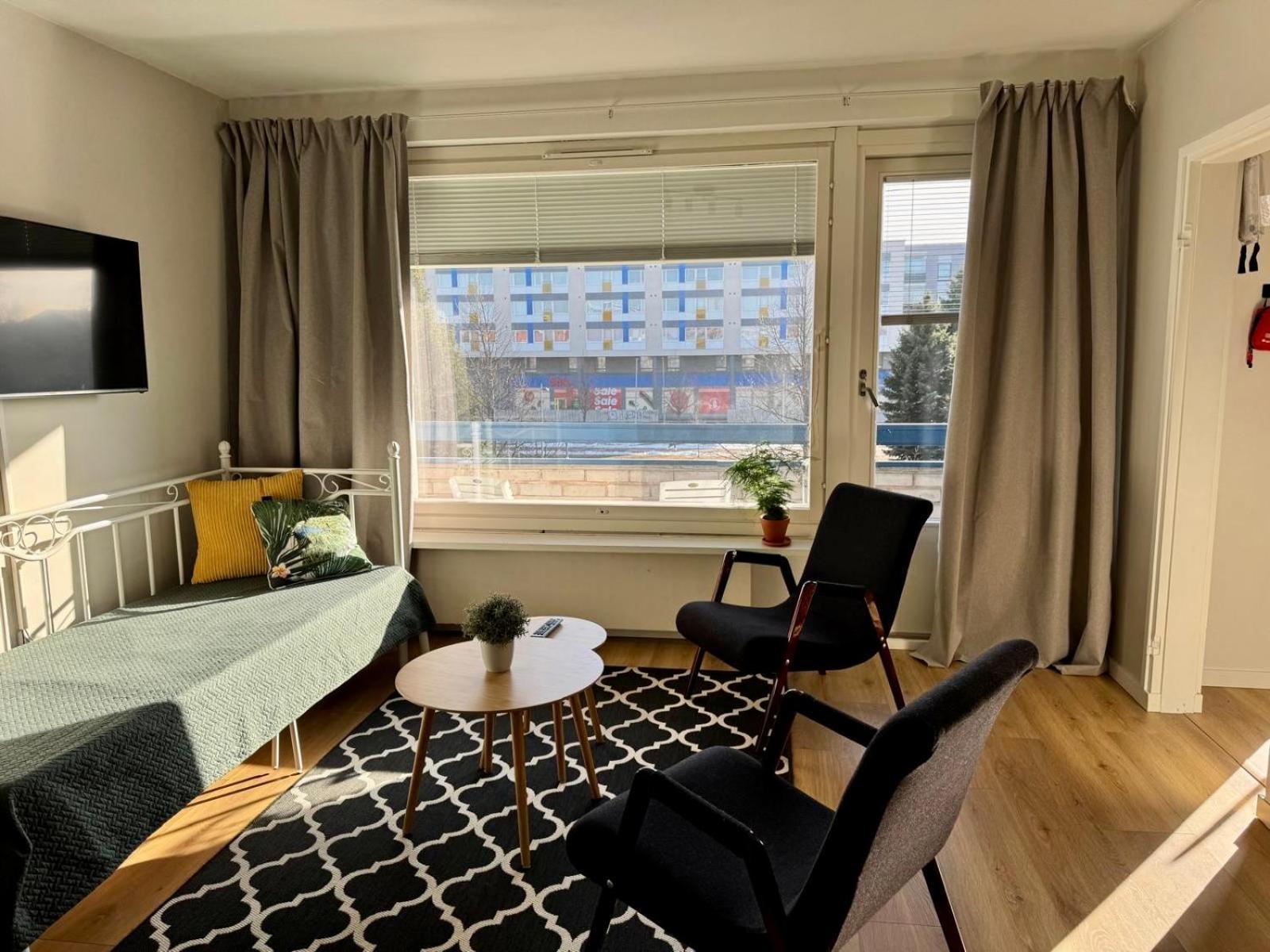 Kiva Majoitus 1-4Hloe, 500M Keskustaan, Parkkipaikka Appartement Oulu Buitenkant foto