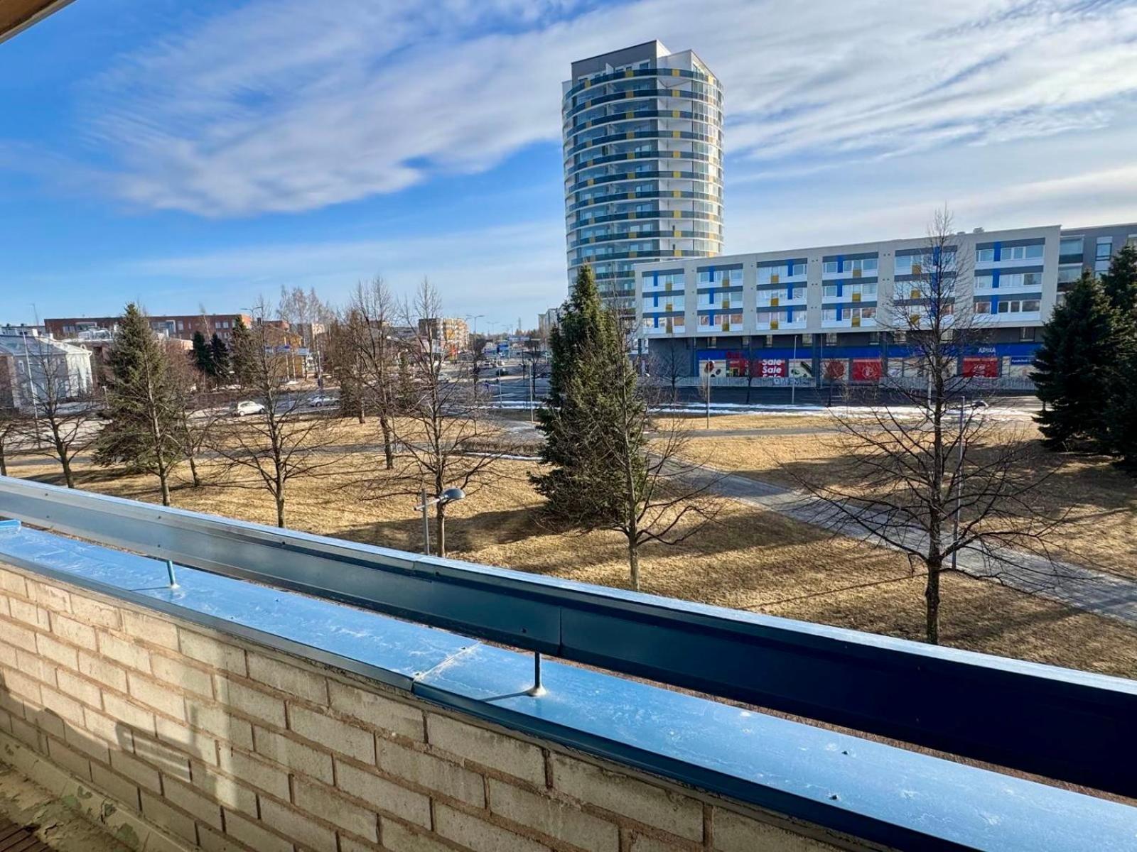 Kiva Majoitus 1-4Hloe, 500M Keskustaan, Parkkipaikka Appartement Oulu Buitenkant foto